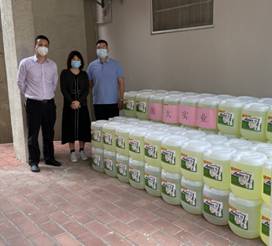 南大集團(tuán)向番禺區(qū)應(yīng)急管理區(qū)，街道辦事處，公安局，交警大隊(duì)捐贈(zèng)防疫消毒水